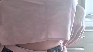 Brunette Couch Webcam Solo Fun Masturbating