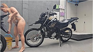 A Promiscuous Married Woman Works At A Car Wash Completely Naked To Attract More Customers