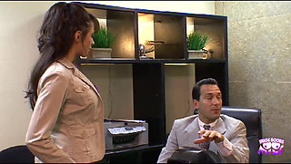 This Samantha Is a Real Fox Because She Landed on Her Boss and Had Fun