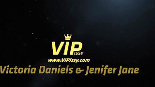 Victoria Daniels's shaved video by VIPissy