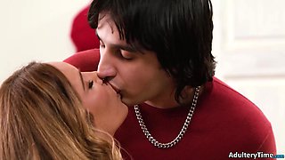 Elias Cash Fucks Stepmom Aderes Quin