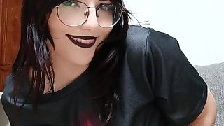 Emo / Goth Girl Gibt Dominante Wichsanleitung Und Erniedrigt Dich