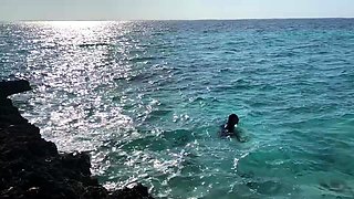 Monika Fox Stopped A Tour Bus To Swim Naked In The Caribbean