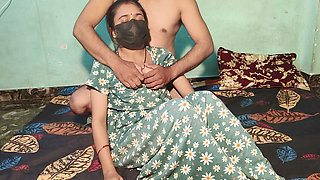 Beautiful Indian 18 Year Old Indian Girl First Time Girlfriend Love Sex Indian Brother and Step Sister Sex