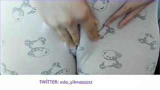 CAMELTOE- SWOLLEN PUSSY- MASTURBATE WITH PAJAMA- RUBBING PUSSY WITH PAJAMA