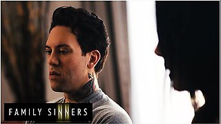 Small Hands And Reagan Foxx - Busty Stepmom Comforts Her Stepson With Her Tits & Gets Filled With His Cock