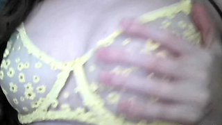 Amateur Big Boobs jerks Big Dick