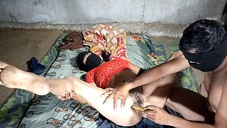 Gaon ki bhabhi ki machine chut ki saving