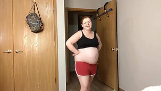 Stepsister lets you cum on her buttcrack