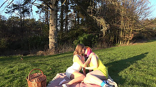 Couple Swap Picnic with April Paisley & Emojizz