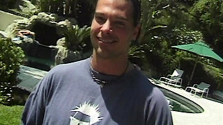 Interrassische Sorority Party am Pool