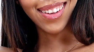 Bonus - Gorgeous Girl Lia Lin with Hitachi Machine