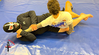 Kourtneyinked Wrestles Pathetic Guy