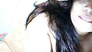 Filipina MILF Charm on Webcam