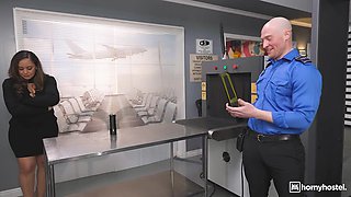 Zac Wild's Wild Anal Passion in a Steamy Encounter