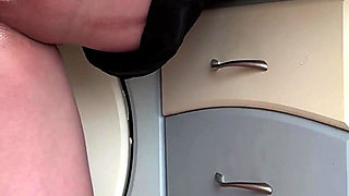 My Lover Ejaculates Into Me in the Kitchen While I'm Pregnant