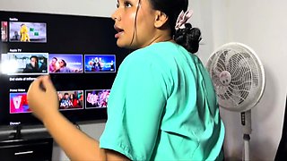 Novia Enfermera Despues Del Trabajo