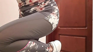Pee My Gym Pants at the Closed Loo's Door