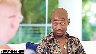 Anton Harden and Eve Sweet's handjob porn by Blacked.Com