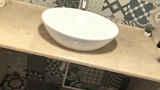 pawg public bathroom masturbation