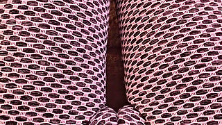 Sporty Leggings Pussy Play - Dutch Girl Teases and Fingers Her Wet Pussy in Tight Gym Leggings (dutch)