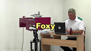 Foxy Spanking Machine - Ass Whipping