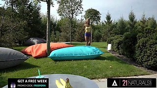 21 naturals - hot natural beauty Veronica Leal capitulates her bootie to renato