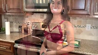Let Her Cook: Babe, Brunette  Xnxx Porn