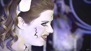 Naughty girl exciting xxx clip