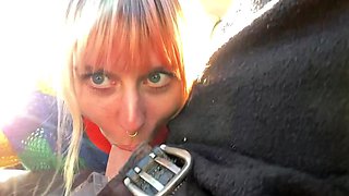 Homemade amateur blonde teen blowjob and cumshot