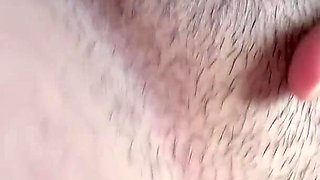 Latina Cachonda En Leggis